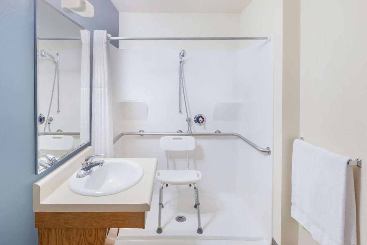 Woodspring Suites Ankeny Des Moines Exterior photo