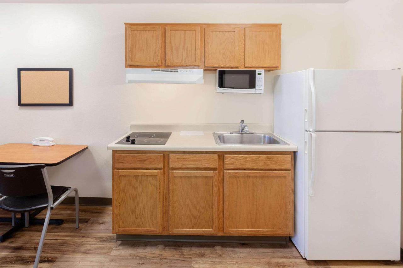 Woodspring Suites Ankeny Des Moines Exterior photo