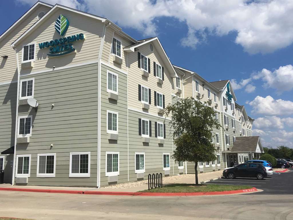Woodspring Suites Ankeny Des Moines Exterior photo